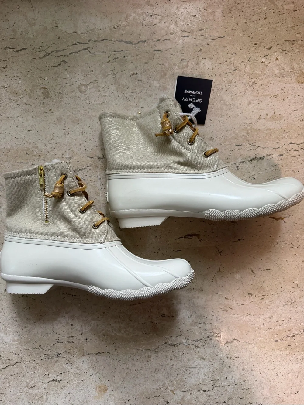 Sperry Women's Saltwater Waterproof Duck Boots Ivory And Gold Metallic Size 8